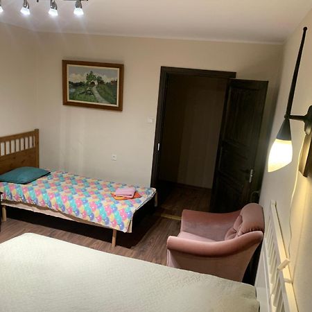 K76 - Very Nice 2-Bedrooms Apartment -2 Big Beds-1 Single Bed Tartu Exterior foto