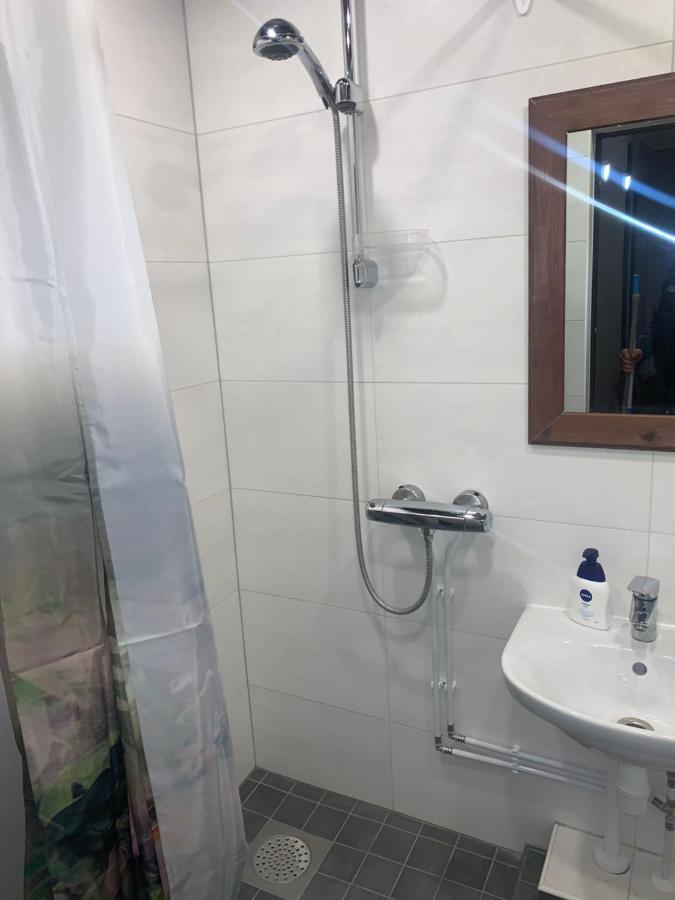 K76 - Very Nice 2-Bedrooms Apartment -2 Big Beds-1 Single Bed Tartu Exterior foto